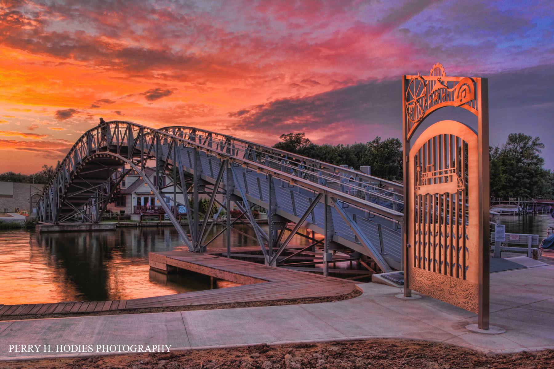 10 Indian Lake Restaurants You Must Try